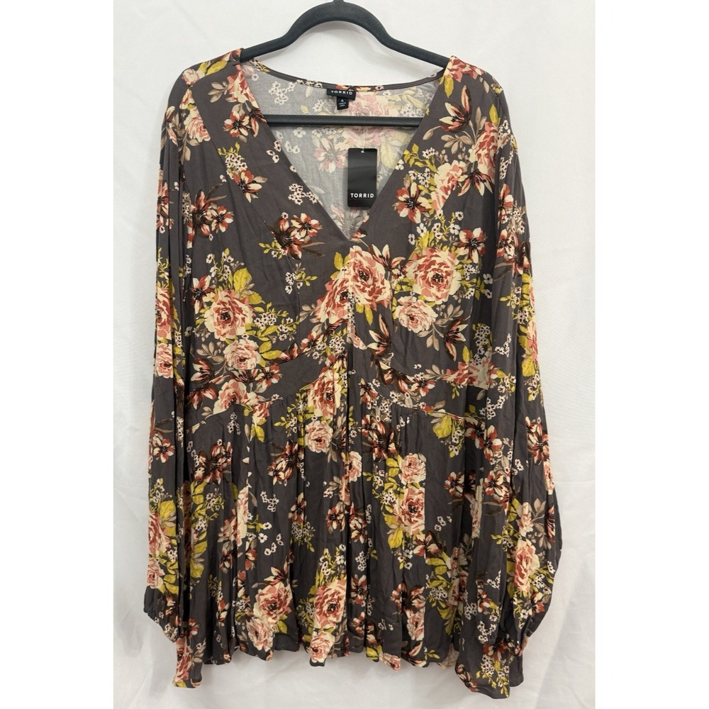 NWT Torrid Gray Floral Long Sleeve Esther‎ Babydoll  Women's Size 4X Long Sleeve